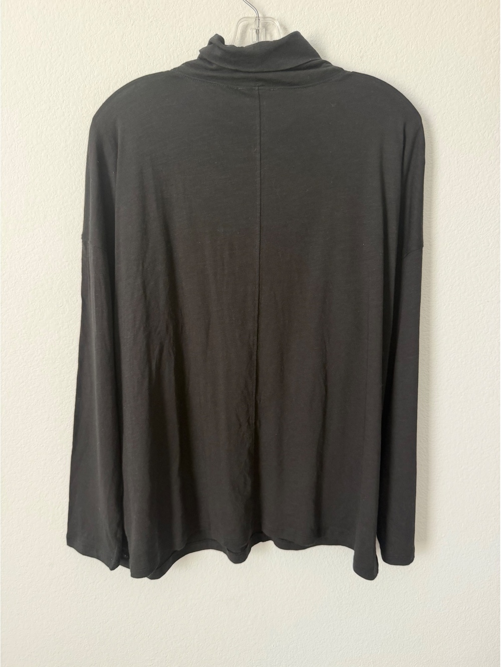 Lilla P NWT Long Sleeve Mock Neck Black Stretch Blouse Women's Size L - Picture 2 of 7